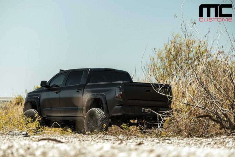  Toyota Tacoma Double Cab by MC Customs 2018 года  (фото 6 из 10)